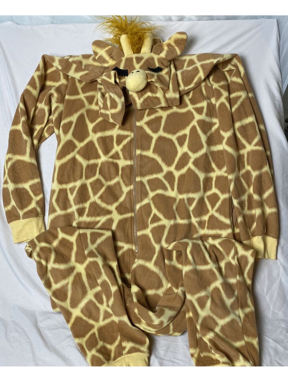 Xhilaration giraffe hooded fleece jumpsuit costume